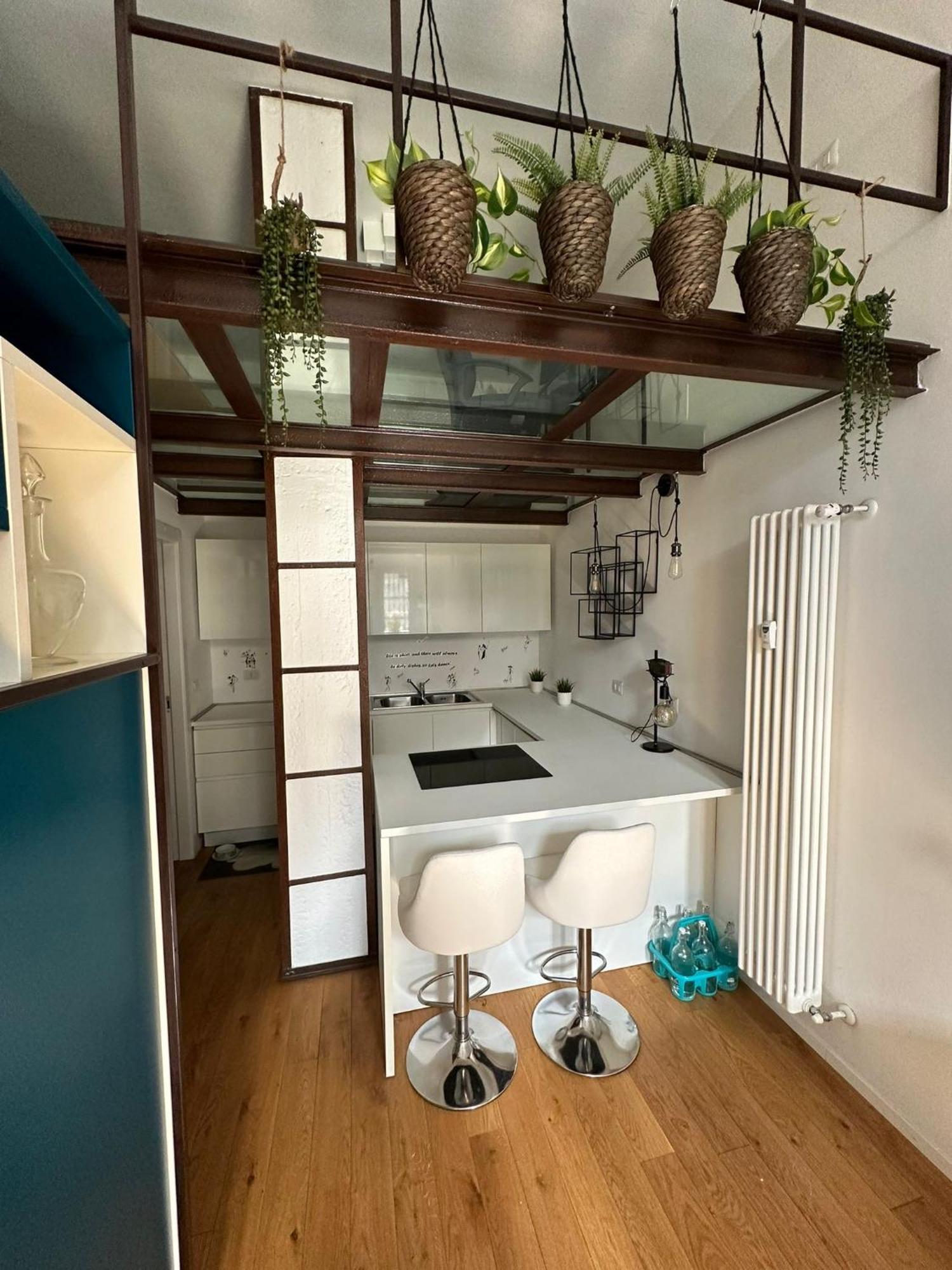 Loreto Blue House Milan